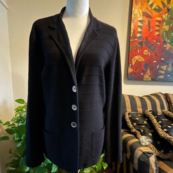 Jones New York Jackets & Blazers - JONES New York Knit Sweater Blazer 3-Button
Blazer Size Medium